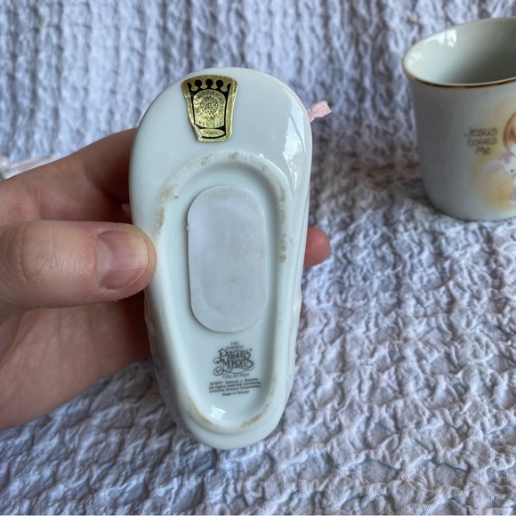 Vintage Enesco Precious Moments night lite Jesus Loves me figurine lot - Picture 12 of 13